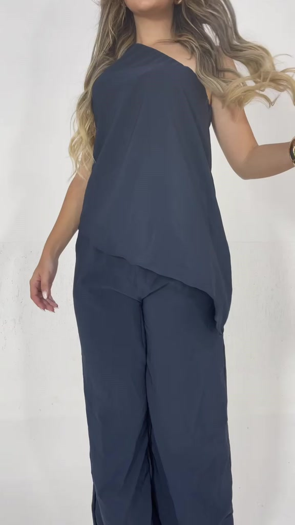 Conjunto Nula Manga Caimento Assimétrico Crepe Pantalona Ombro Só Alfaitaria Natal