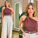 Blusa Feminina Decote de Um Obro Só Manga Mula Manca Com Fivela Orgânica Elegante Casual , Básica Verão.
